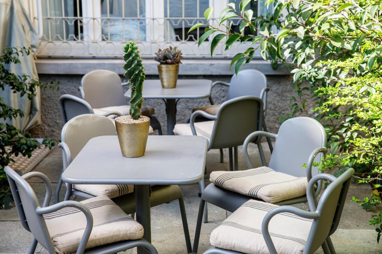 Ama 18 Rooms - The House Of Travelers- Como Exteriör bild