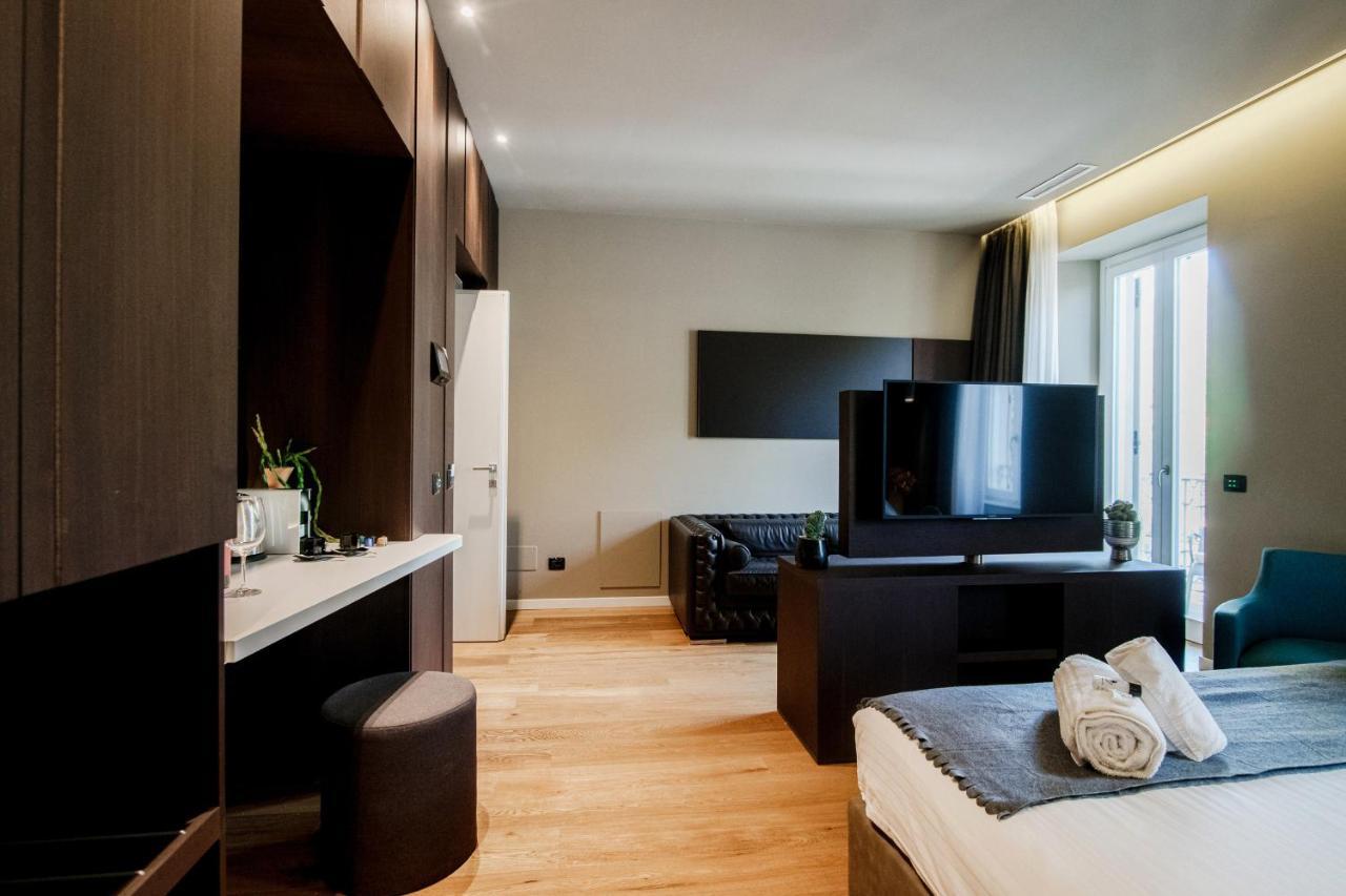 Ama 18 Rooms - The House Of Travelers- Como Exteriör bild