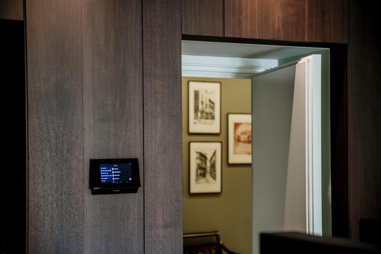 Ama 18 Rooms - The House Of Travelers- Como Exteriör bild
