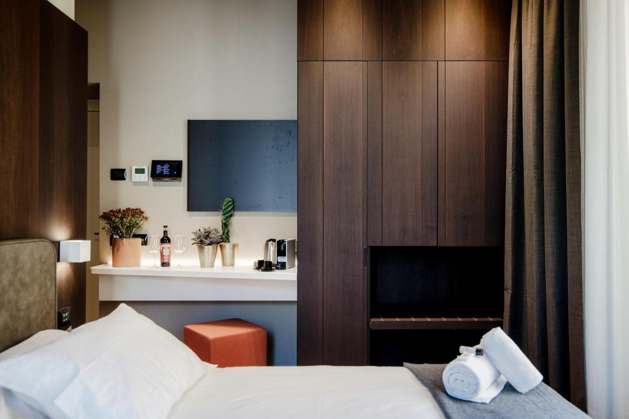 Ama 18 Rooms - The House Of Travelers- Como Exteriör bild