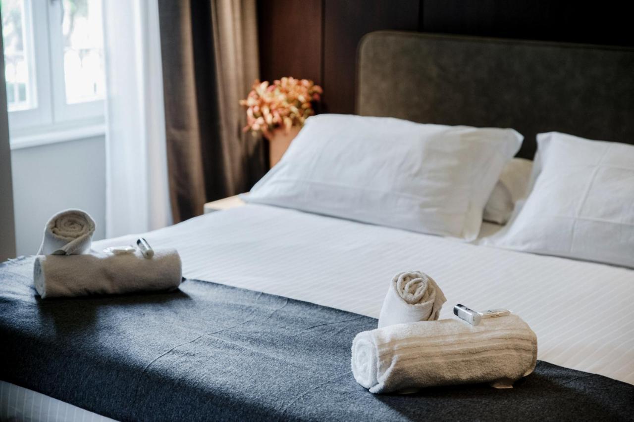 Ama 18 Rooms - The House Of Travelers- Como Exteriör bild