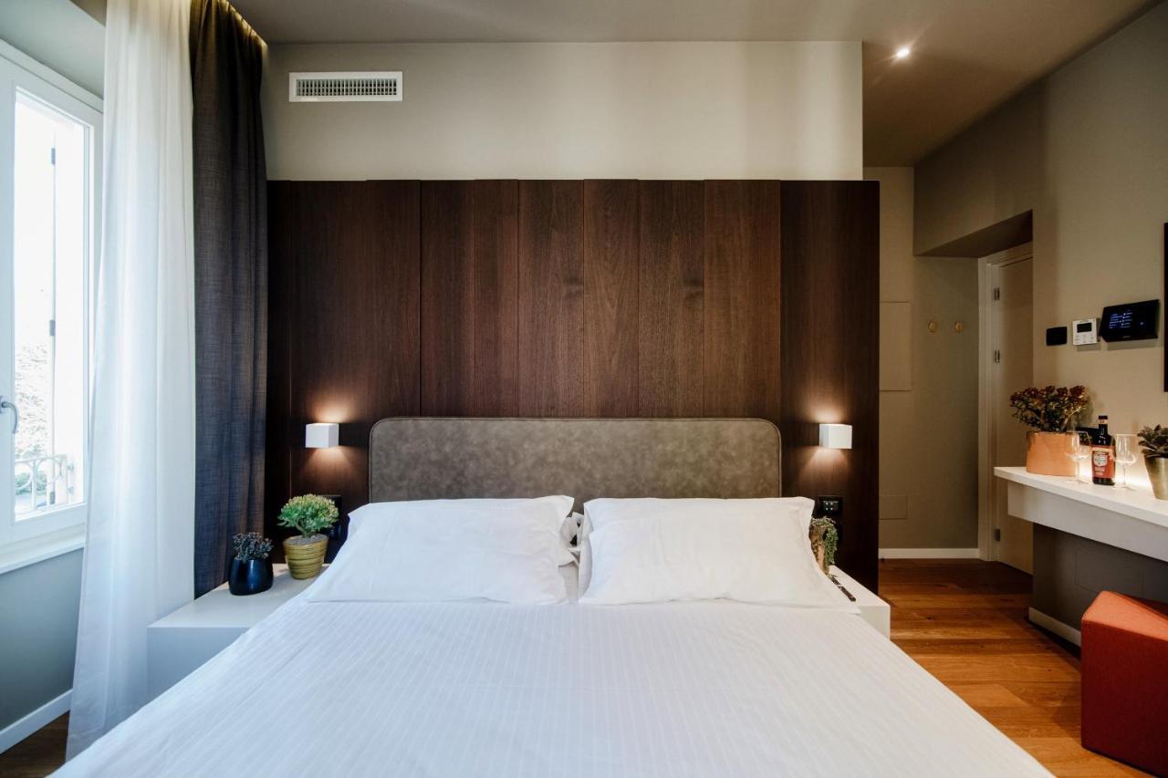 Ama 18 Rooms - The House Of Travelers- Como Exteriör bild