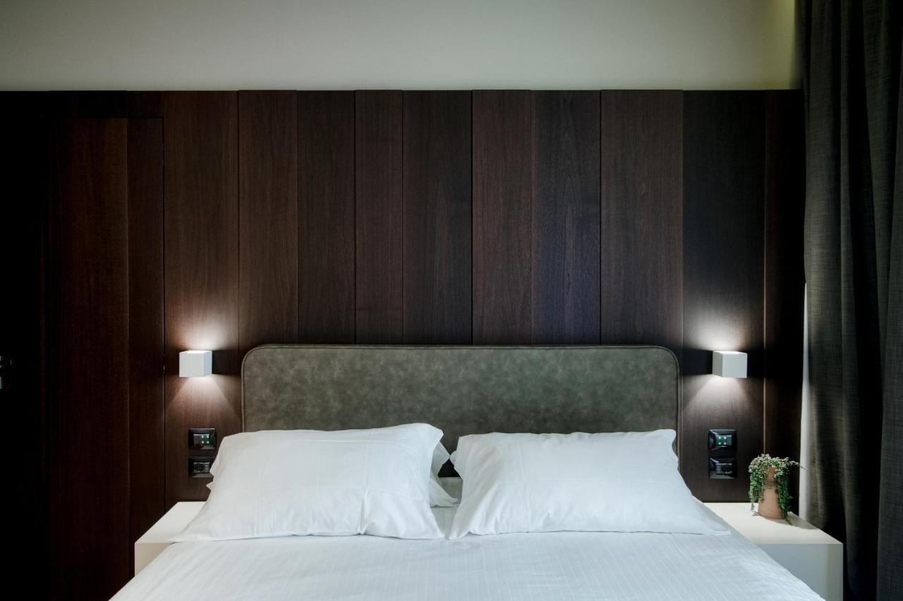 Ama 18 Rooms - The House Of Travelers- Como Exteriör bild